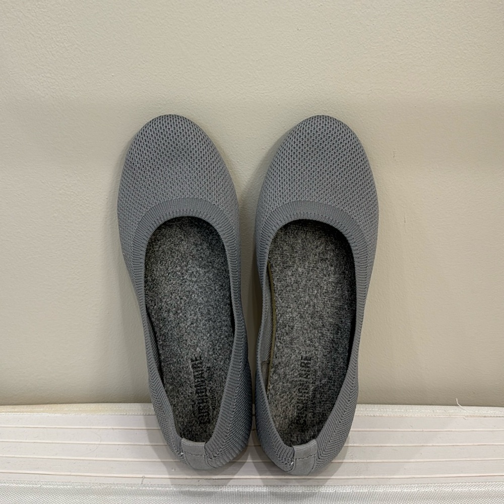 Cushionaire flats